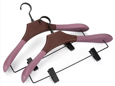 Luxury Customized Wooden Coat Hanger with Leather