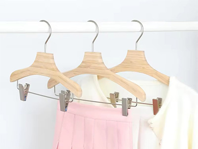 Natural Bamboo Flat Heat Suits Coat Hanger with Durable Adjustable Matt Nickel Clips