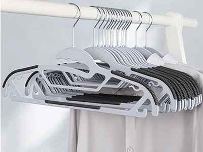 Wholesale Heavy Duty Hangers Non-Slip Shoulder Space Saving Coat Plastic Hanger for Shirt