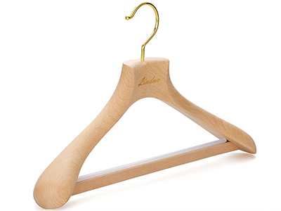 Luxurious Custom Logo Wooden Suit Hanger With Gold Accessories